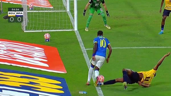 Brazil draws Ecuador 0-0, Vinicius  national team still has 6 goals, 6 assists and 6 yellow cards in the past 6 years
